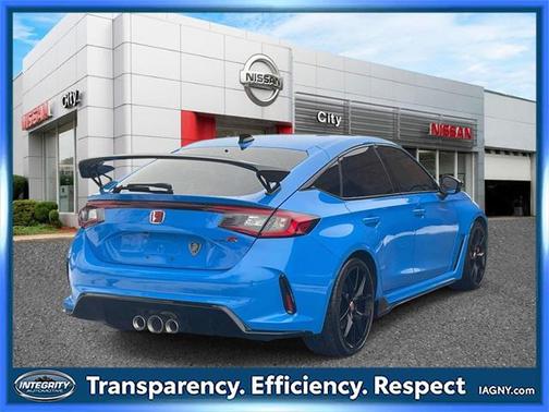 2025 Honda Civic Type R Base