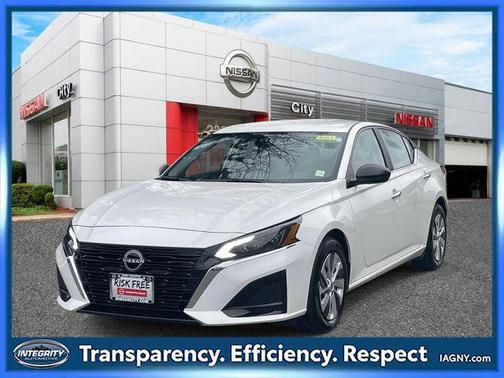 2025 Nissan Altima S FWD