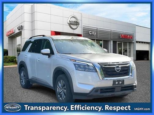 2024 Nissan Pathfinder SV 4WD