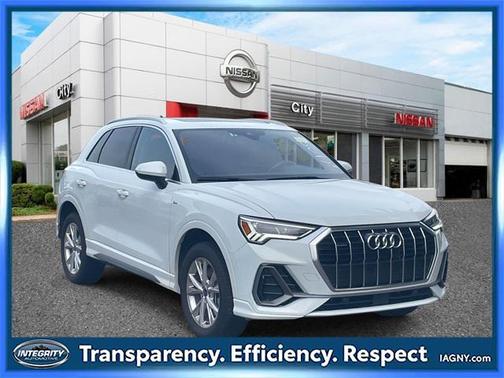 2023 Audi Q3 Premium 45 TFSI S line quattro Tiptronic