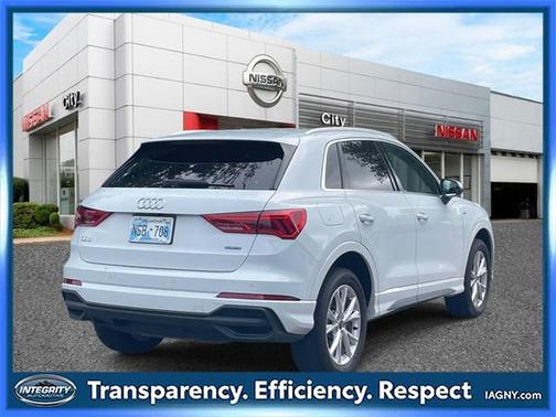 2023 Audi Q3 Premium 45 TFSI S line quattro Tiptronic