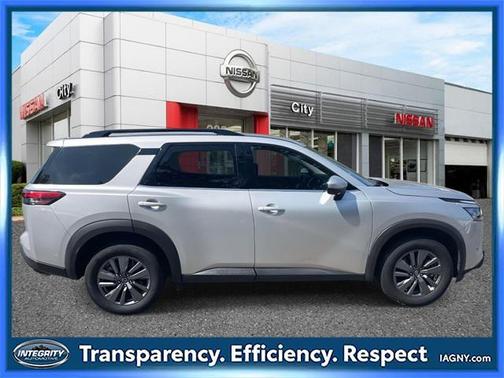 2024 Nissan Pathfinder SV 4WD