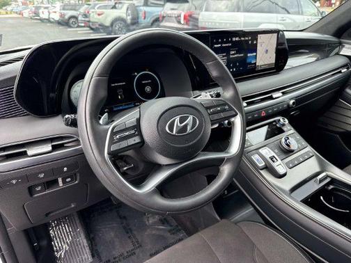 Hyper White 2025 Hyundai PALISADE Calligraphy Night Edition