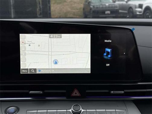 2025 Hyundai ELANTRA HEV Limited