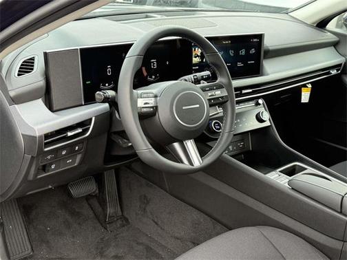 2025 Hyundai SONATA Hybrid SE