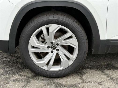 2021 Volkswagen Atlas 3.6L SE w/Technology