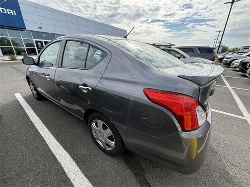 2019 Nissan Versa 1.6 SV