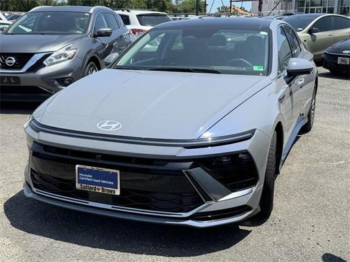 2025 Hyundai SONATA Hybrid Limited