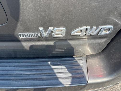 2004 Toyota Sequoia Limited