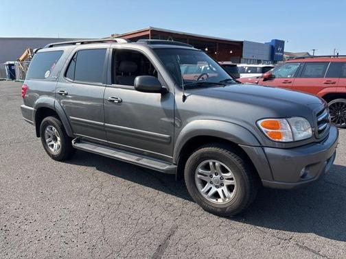 2004 Toyota Sequoia Limited