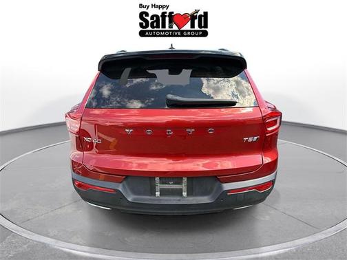 2019 Volvo XC40 T5 R-Design