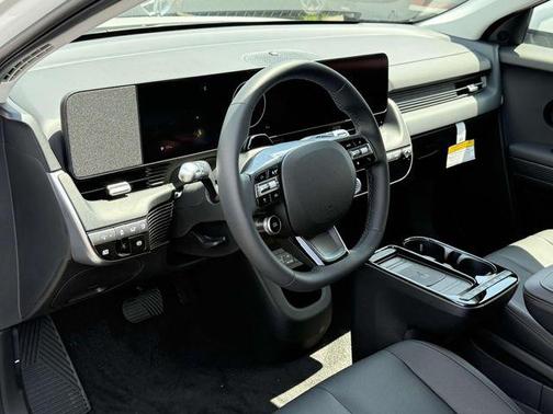 Atlas White 2025 Hyundai IONIQ 5 SEL