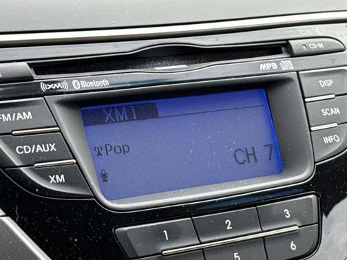 Sparkling Ruby 2013 Hyundai ELANTRA GLS