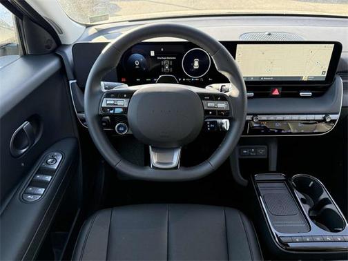 2025 Hyundai IONIQ 5 SEL