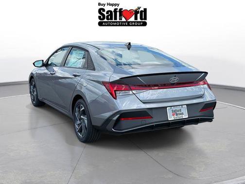 2025 Hyundai ELANTRA HEV SEL Sport