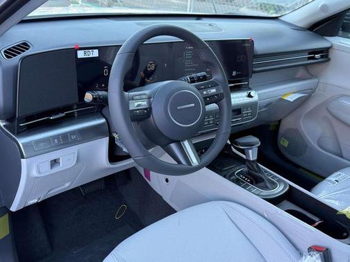 Atlas White 2026 Hyundai KONA SEL Sport