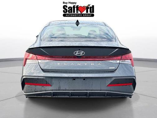 2025 Hyundai ELANTRA HEV SEL Sport
