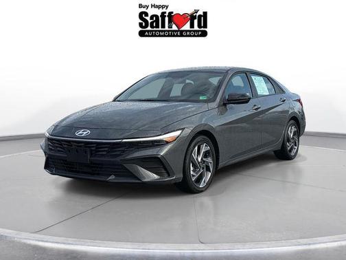 2025 Hyundai ELANTRA HEV SEL Sport
