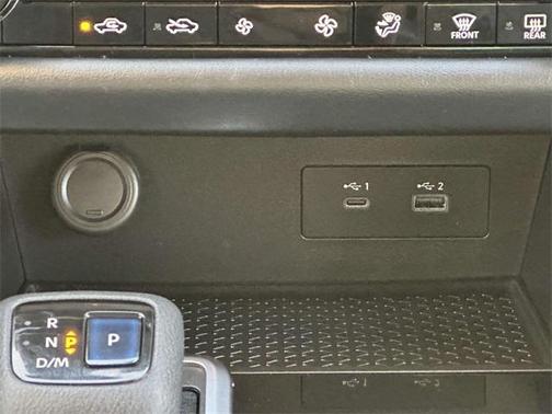 2022 Nissan Pathfinder SL 4WD