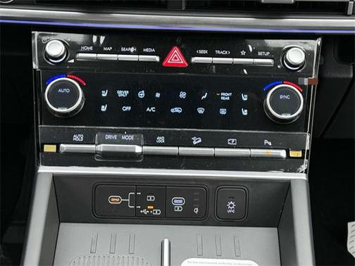 2025 Hyundai SANTA FE Limited