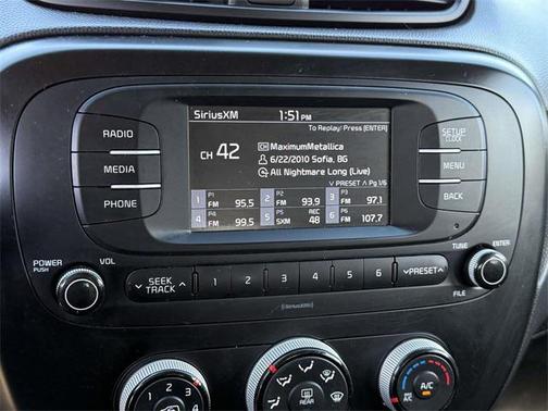 2017 Kia Soul Base