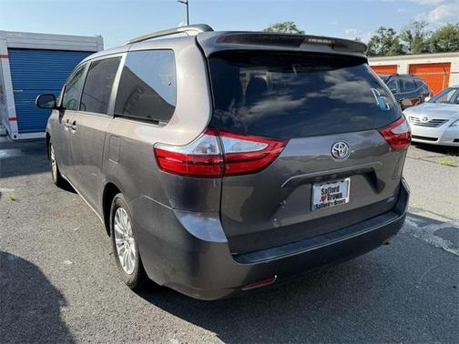 2015 Toyota Sienna XLE