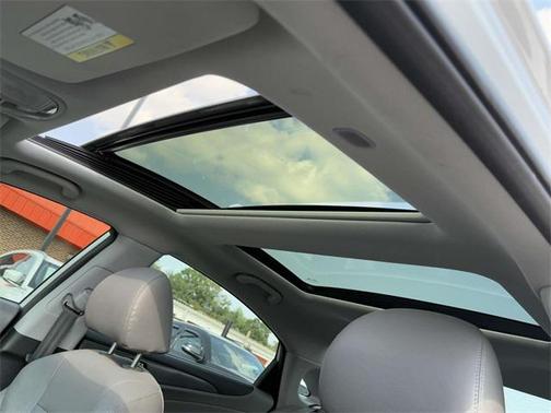 2012 Hyundai SONATA Hybrid Base