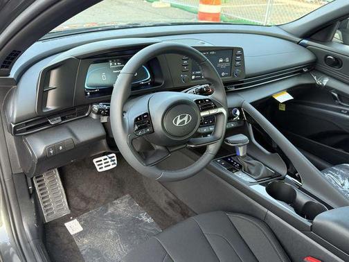 2026 Hyundai ELANTRA Sport