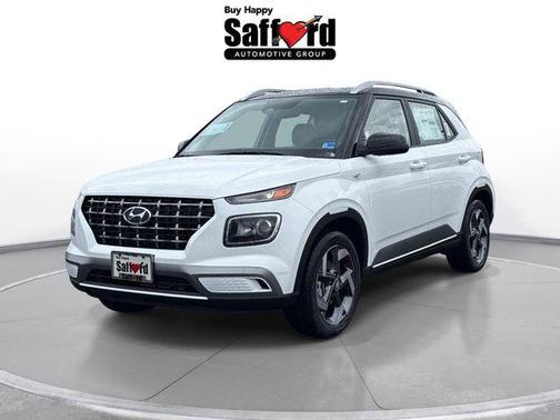 Lunar White w/Black Roof 2026 Hyundai VENUE SEL w/Two-Tone Roof