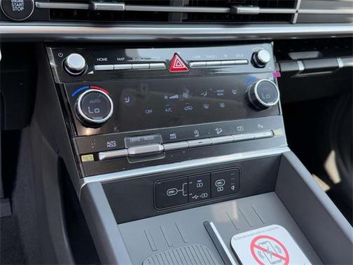 2025 Hyundai SANTA FE SEL 2.4