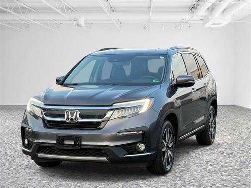 2019 Honda Pilot Touring 8-Passenger
