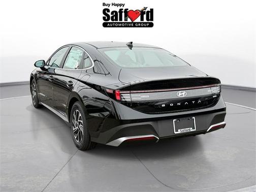 2026 Hyundai SONATA Hybrid Base