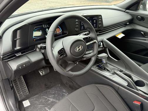 2026 Hyundai ELANTRA Sport