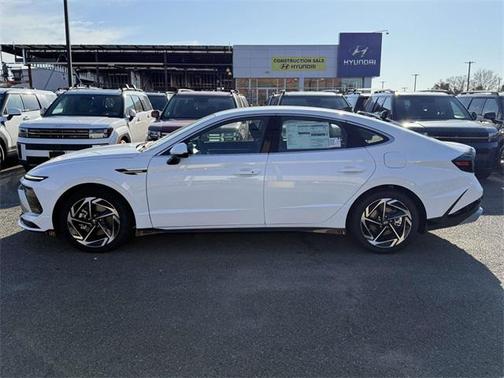 2026 Hyundai SONATA SEL