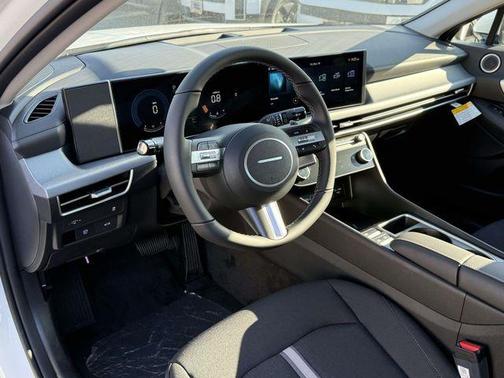 2026 Hyundai SONATA SEL
