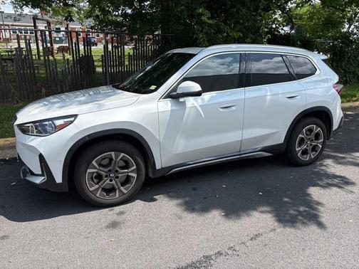 2025 BMW X1 xDrive28i
