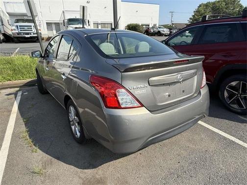 2017 Nissan Versa 1.6 SL