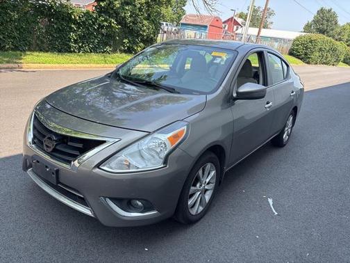 2017 Nissan Versa 1.6 SL