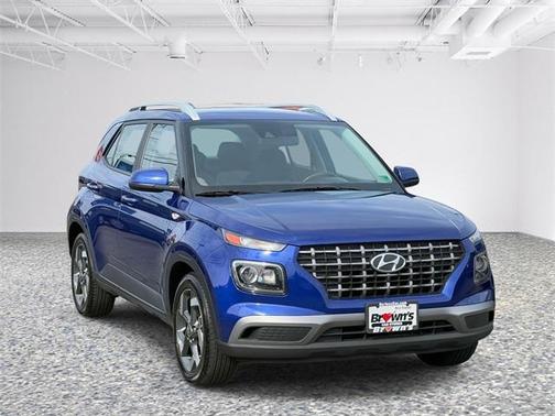 2021 Hyundai VENUE SEL