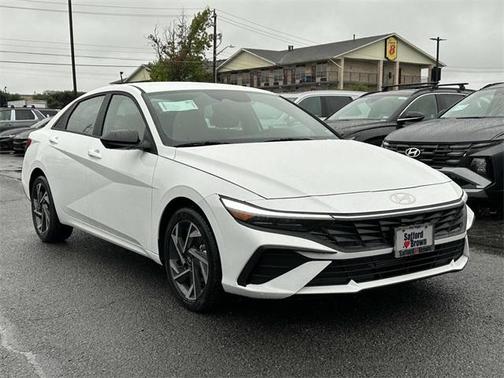 2025 Hyundai ELANTRA Sport
