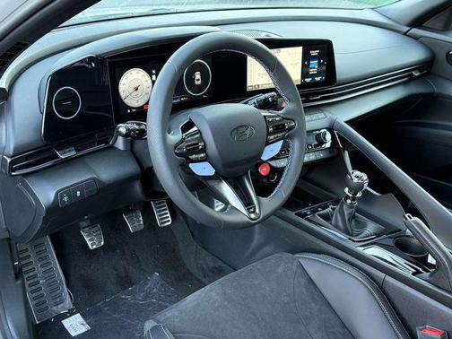 2025 Hyundai ELANTRA N Base