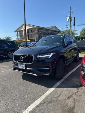 2019 Volvo XC90 T5 Momentum
