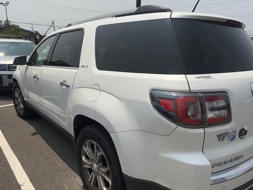 2016 GMC Acadia SLT-1