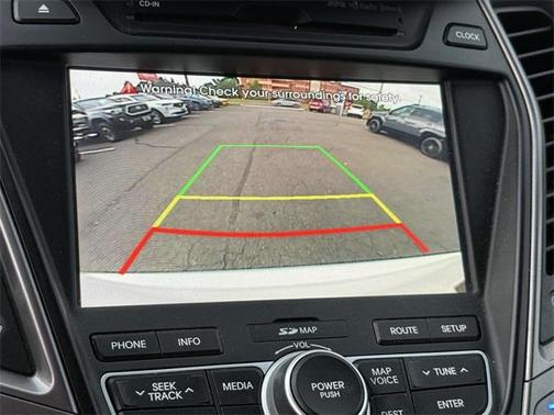 2016 Hyundai SANTA FE SE