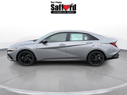Fluid Metal 2026 Hyundai ELANTRA Sport