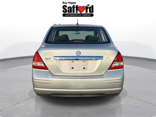 2010 Nissan Versa 1.8 S