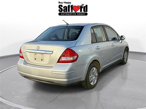 2010 Nissan Versa 1.8 S