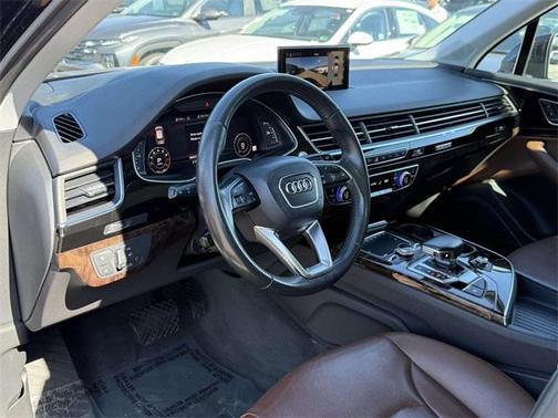 2019 Audi Q7 55 Premium Plus