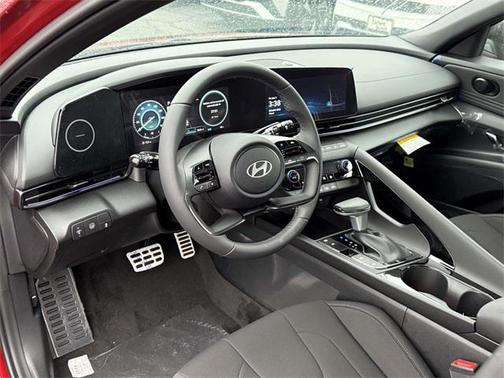 2025 Hyundai ELANTRA HEV SEL Sport