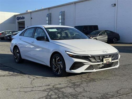2025 Hyundai ELANTRA Sport